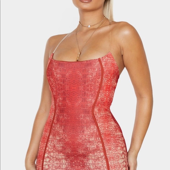 Pretty Little Thing Red Snake Print Bodycon Dress - Picture 2 of 5